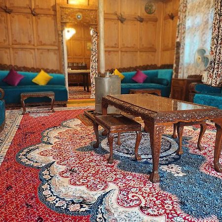 Luxury Scotland Srinagar (Jammu and Kashmir) Exterior photo