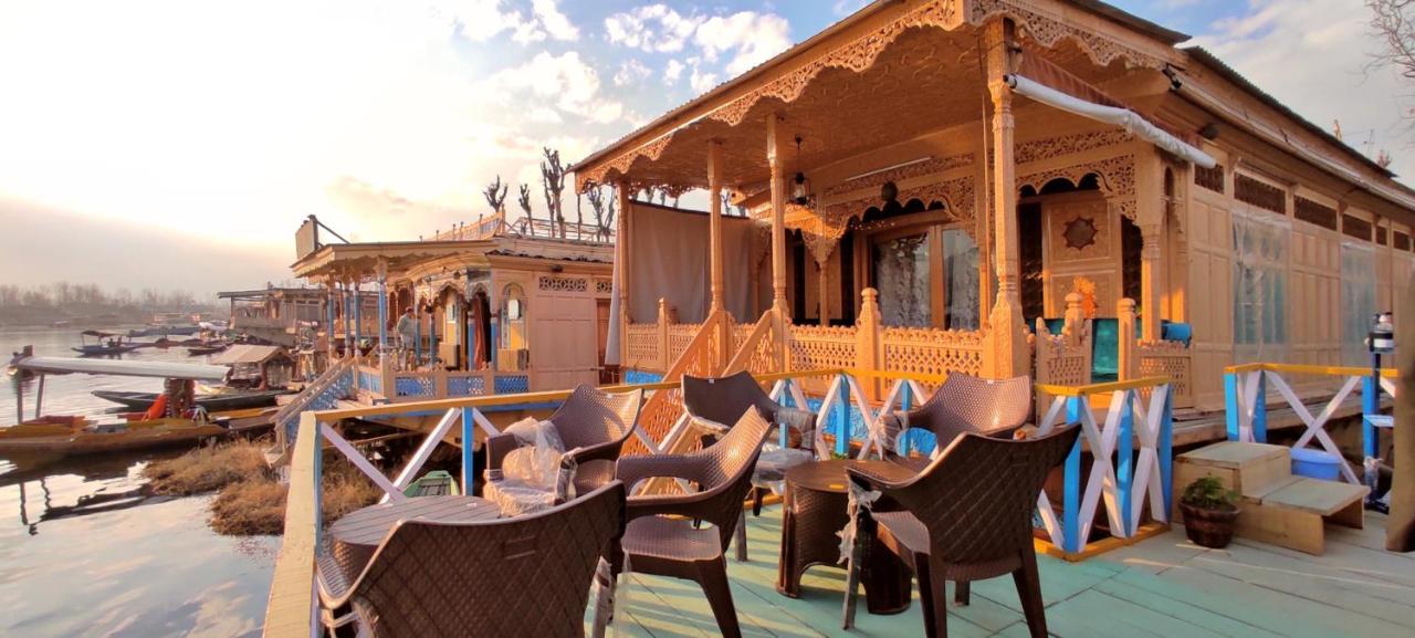Luxury Scotland Srinagar (Jammu and Kashmir) Exterior photo